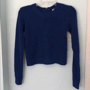 Cropped knit sweater